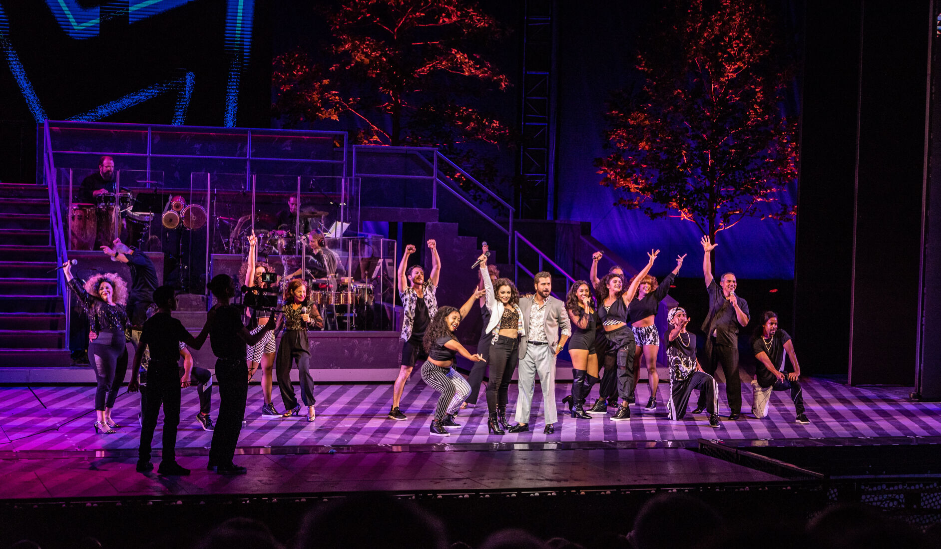 Company of 'On Your Feet!'